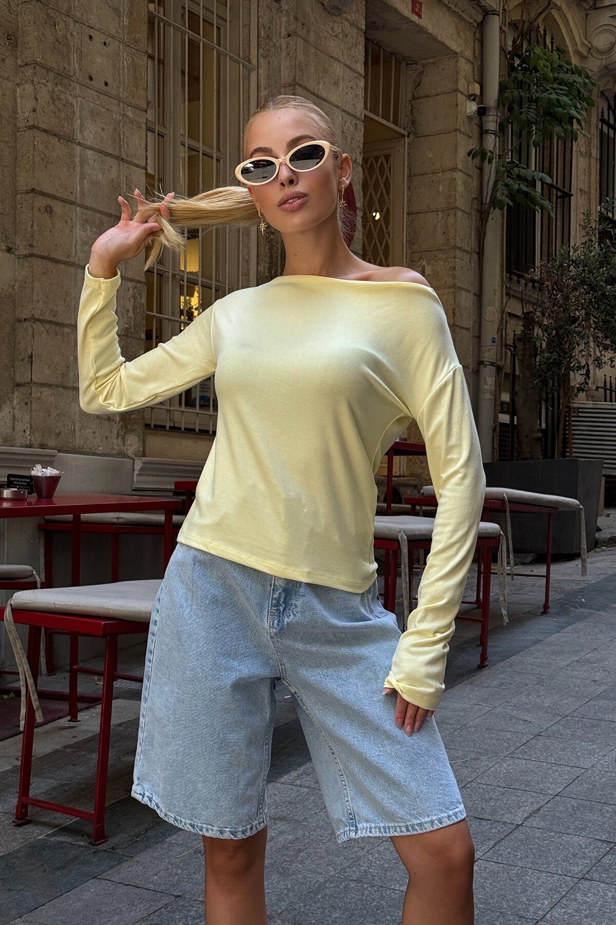 Tereyağı Sarısı Kayık Yaka Basic Bluz