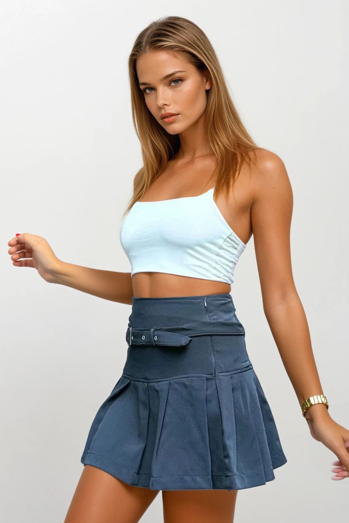 Siyah Kemerli Piliseli Mini Etek