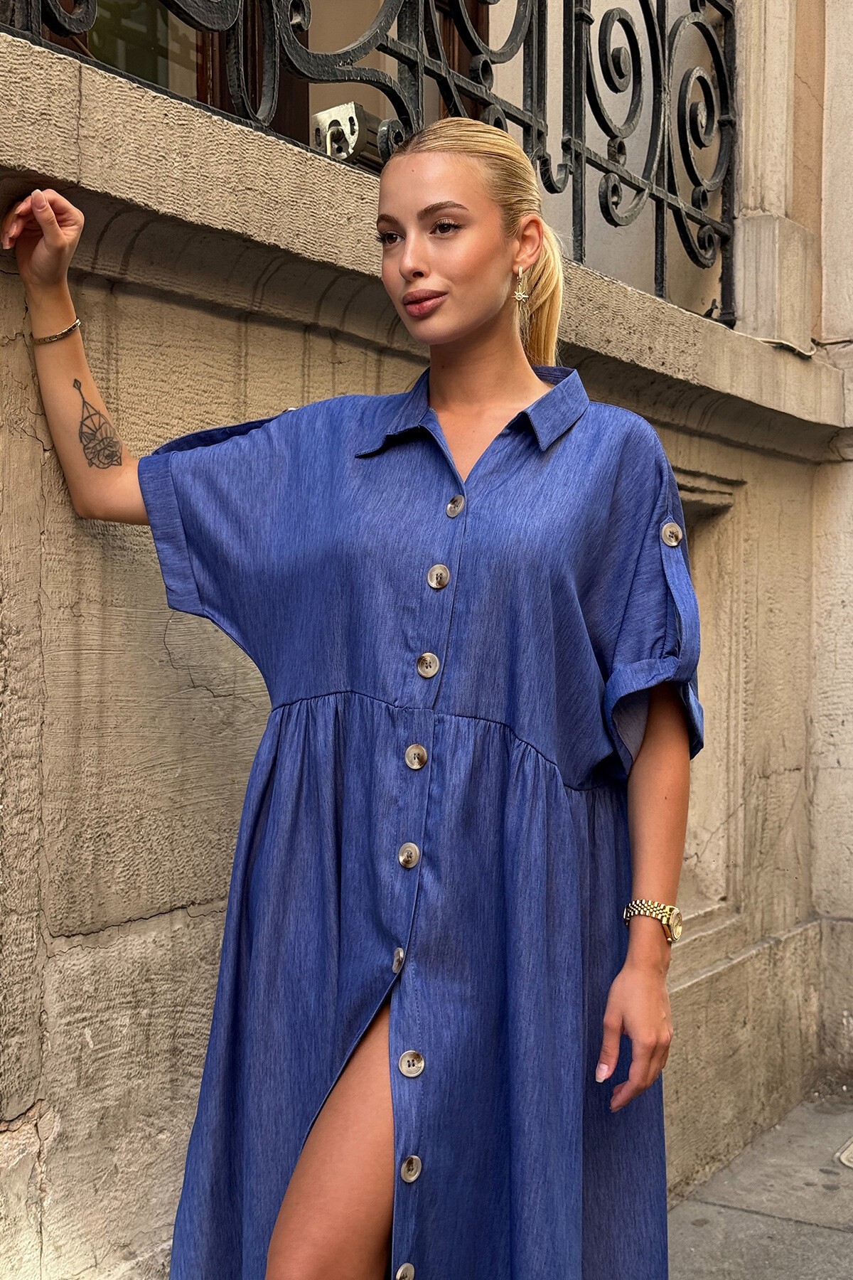 Koyu Mavi Kısa Kollu Düğme Detaylı Midi Boy Gömlek Elbise