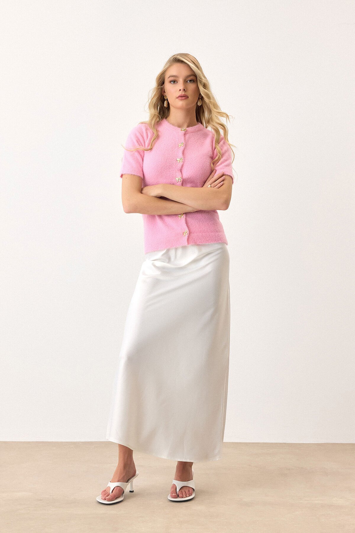 Pembe Kısa Kollu Düğmeli Triko Hırka