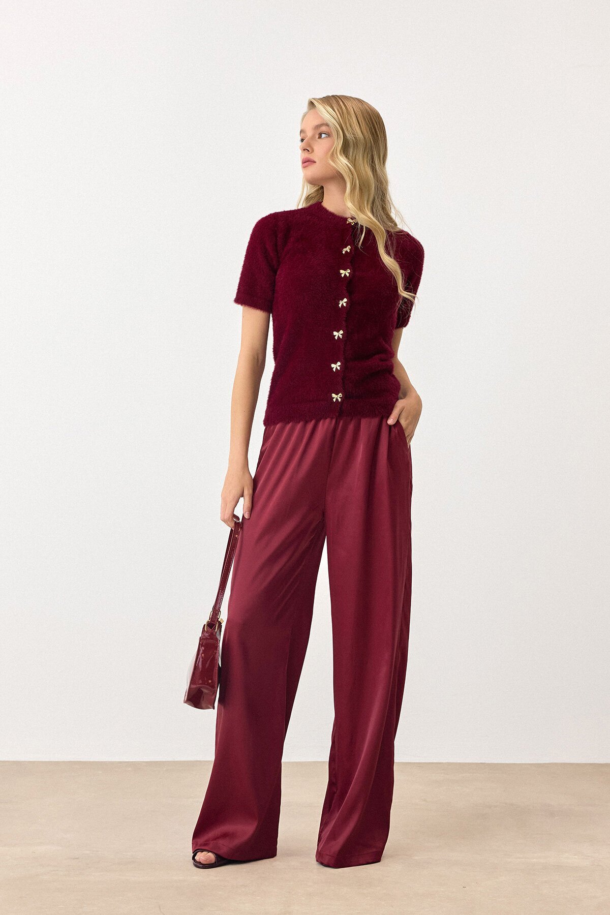 Bordo Kısa Kollu Düğmeli Triko Hırka