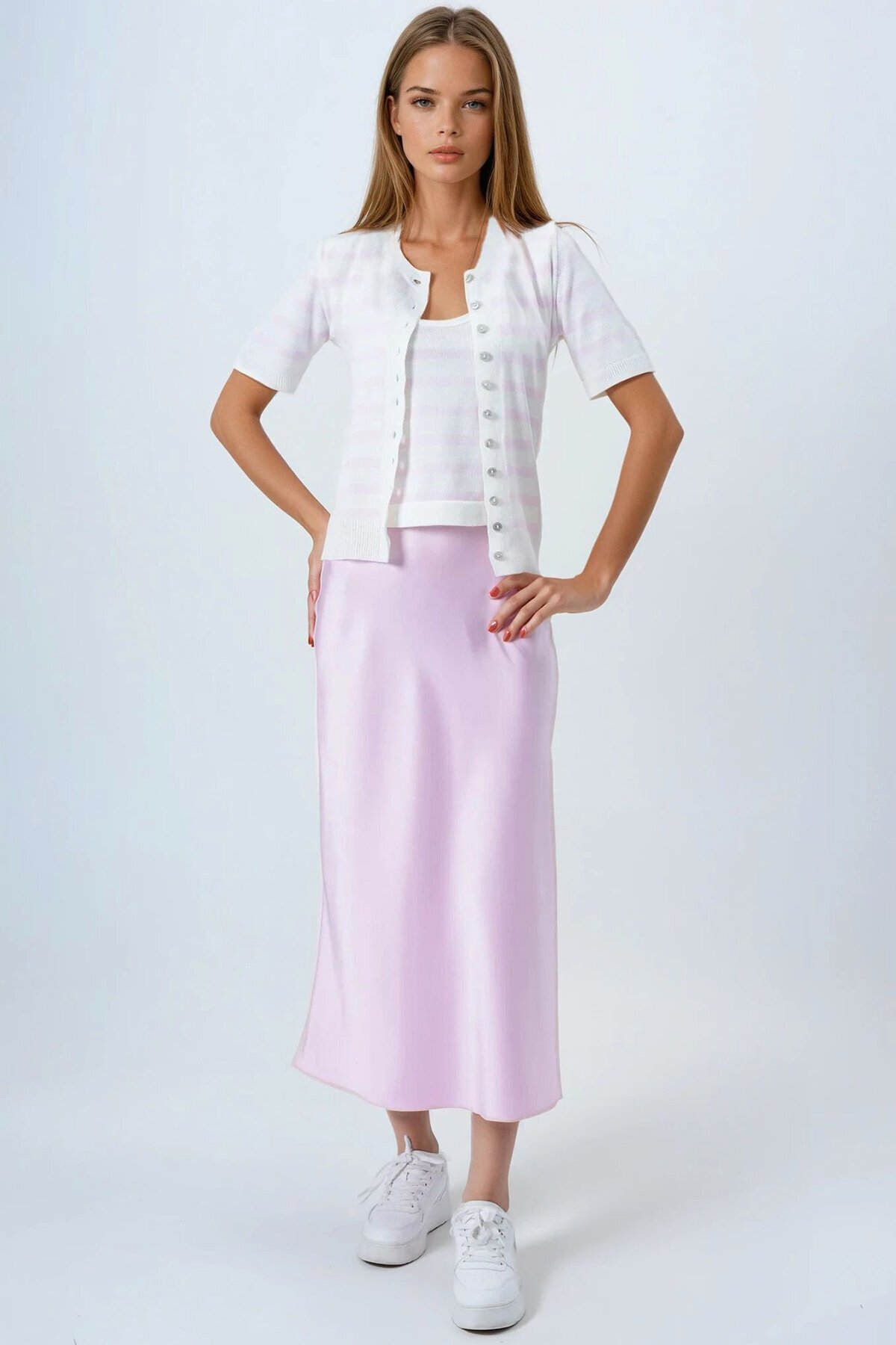 Pembe Kolsuz Bluz Ve Düğmeli Triko Hırka