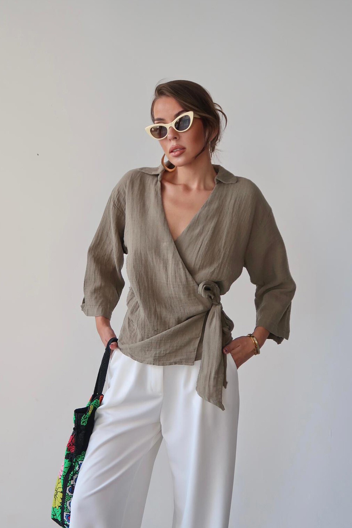Haki Kruvaze Yaka Bağlamalı Müslin Bluz