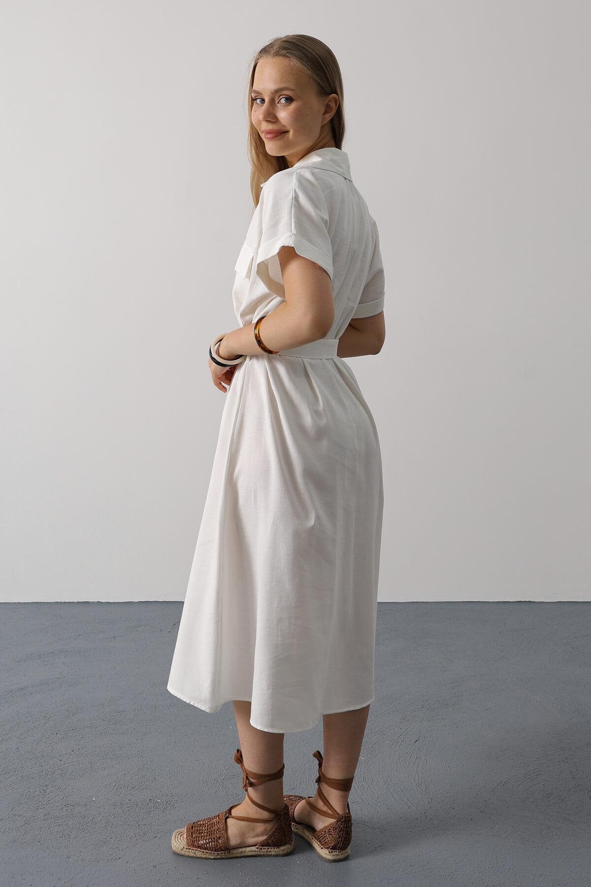 Beyaz Kuşaklı Çift Cepli Gömlek Yaka Midi Boy Elbise