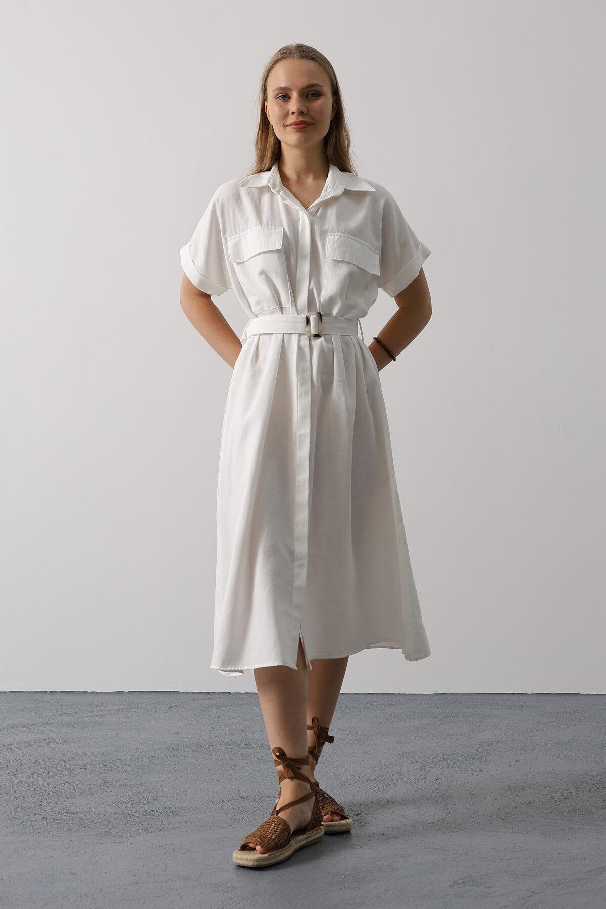 Beyaz Kuşaklı Çift Cepli Gömlek Yaka Midi Boy Elbise