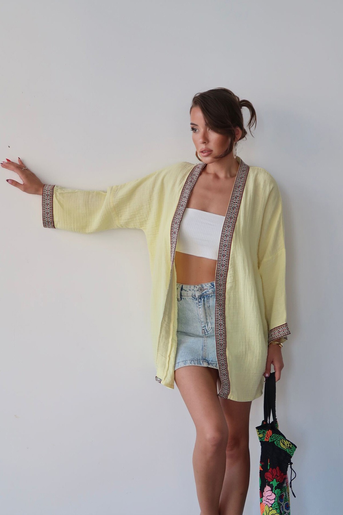 Sarı Nakış Detaylı Keten Kimono