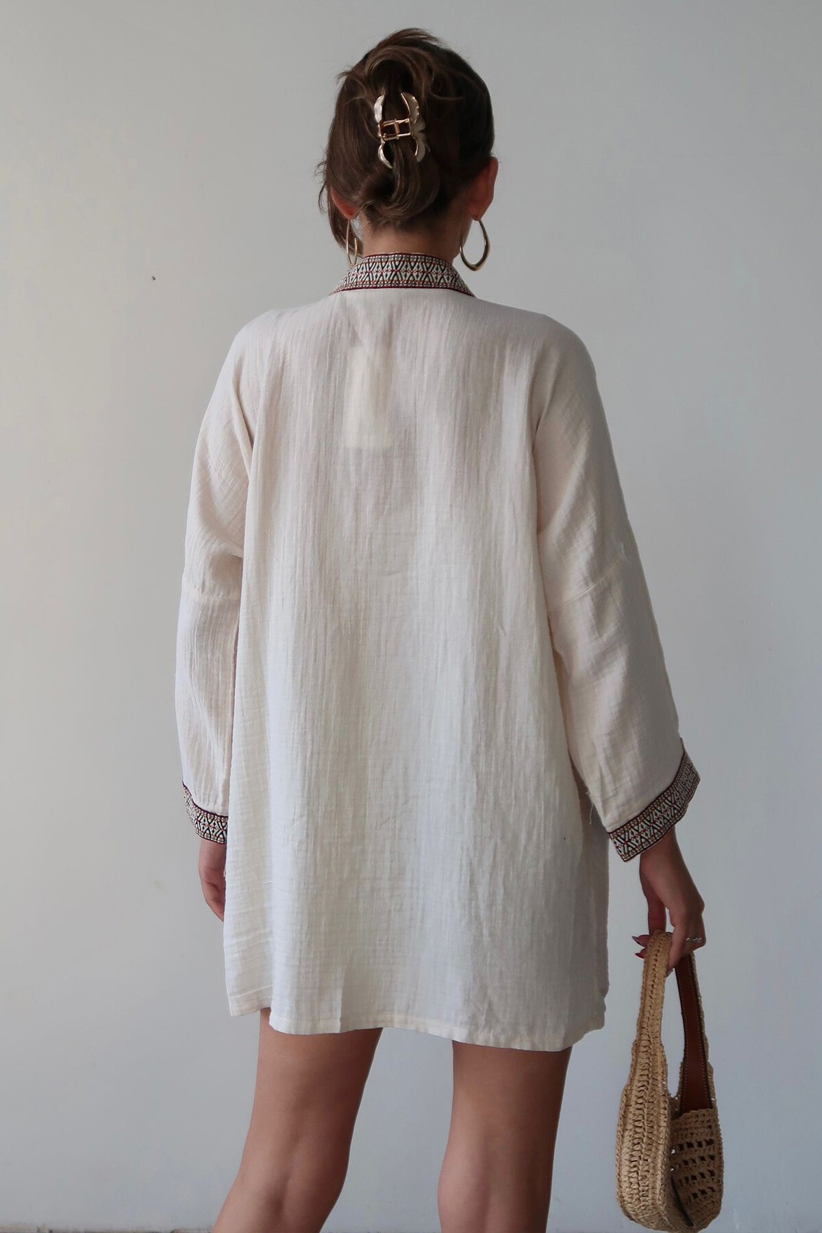 Krem Nakış Detaylı Keten Kimono