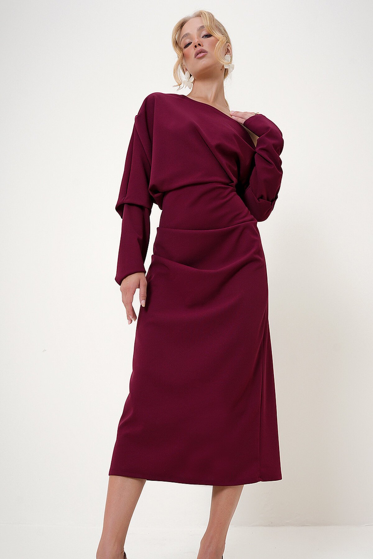 Bordo Omuz Dekolteli Drapeli Maxi Boy Krep Örme Elbise