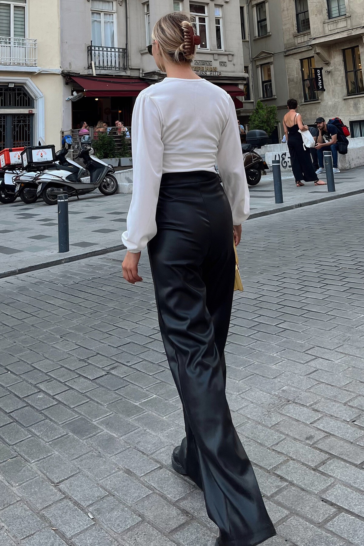 Siyah Önü Dikişli Çift Cepli Suni Deri Palazzo Pantolon