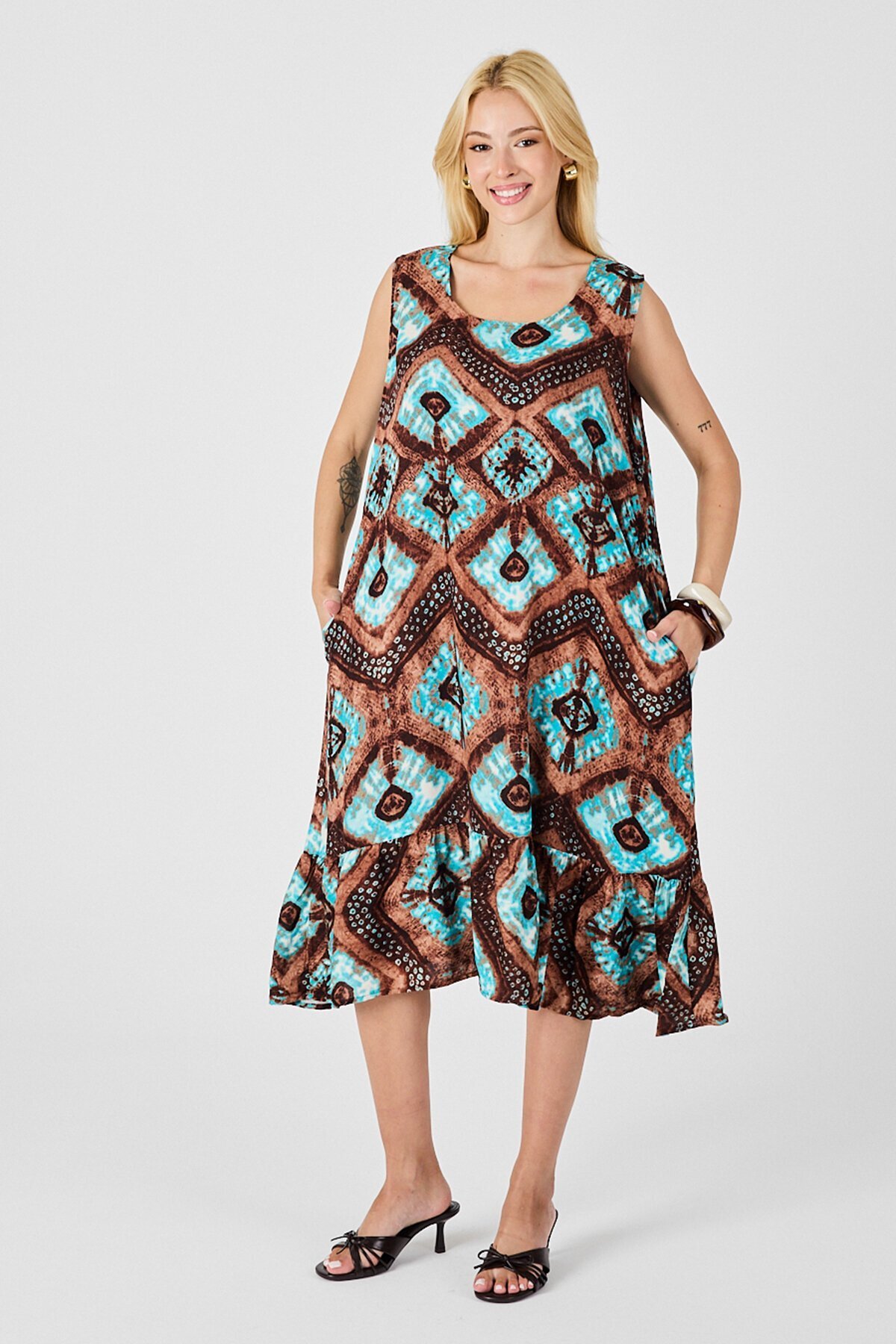 Mix Oval Yaka Çift Cepli Volanlı Kolsuz Midi Elbise