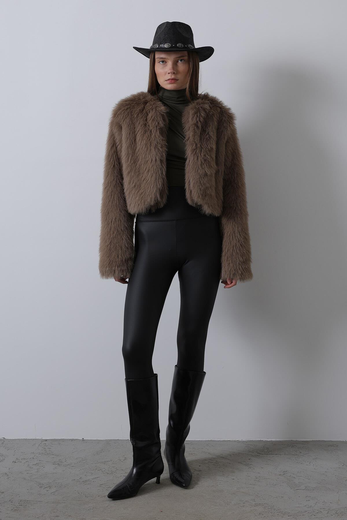 Kahve Tüylü Crop Peluş Kürk