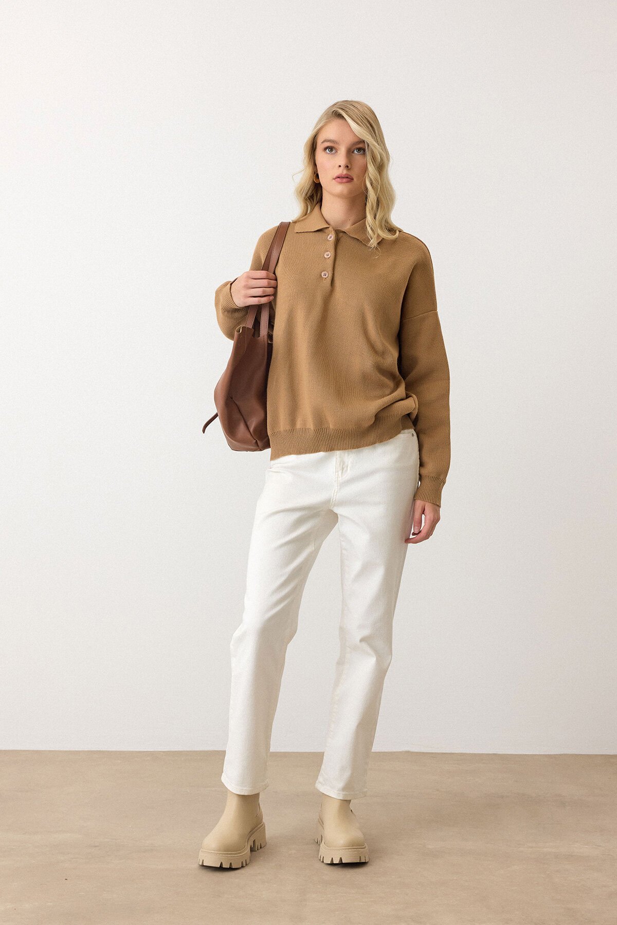 Camel Polo Yaka Düğmeli Triko Kazak