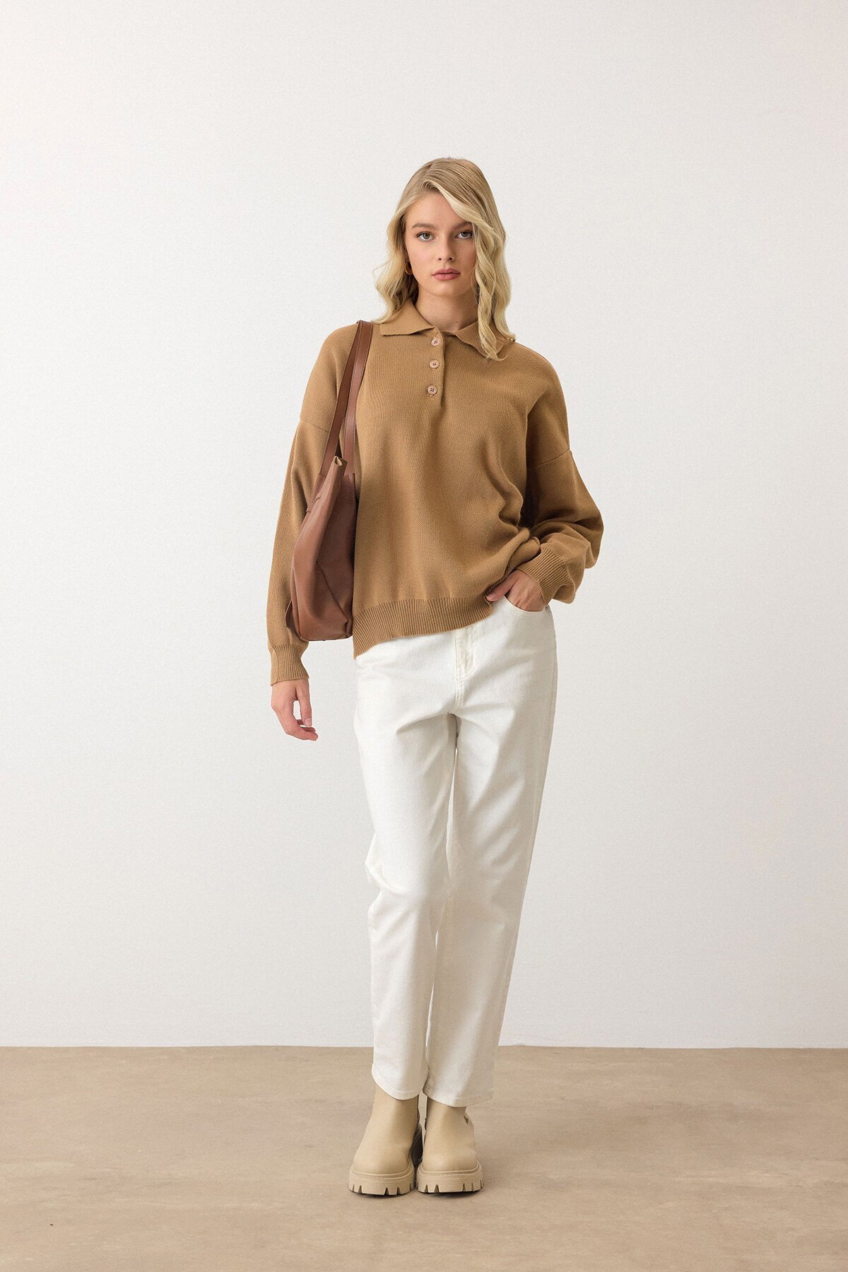 Camel Polo Yaka Düğmeli Triko Kazak