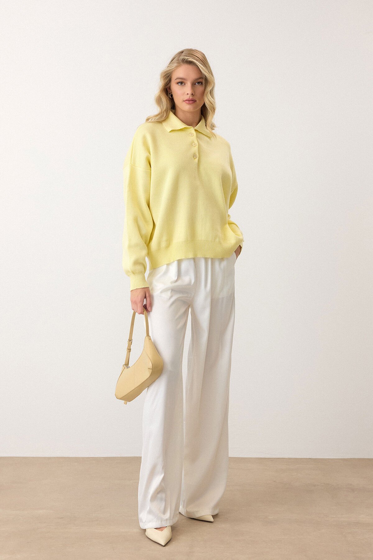 Sarı Polo Yaka Düğmeli Triko Kazak