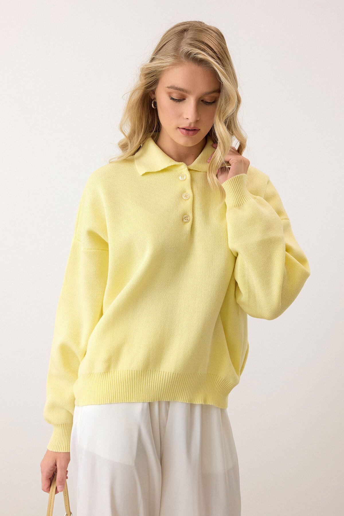 Sarı Polo Yaka Düğmeli Triko Kazak
