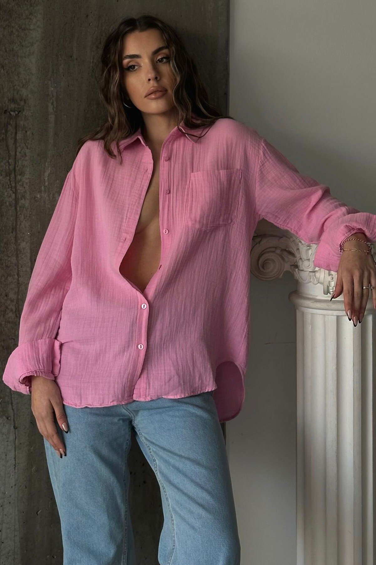 Pembe Tek Cepli Oversize Müslin Gömlek