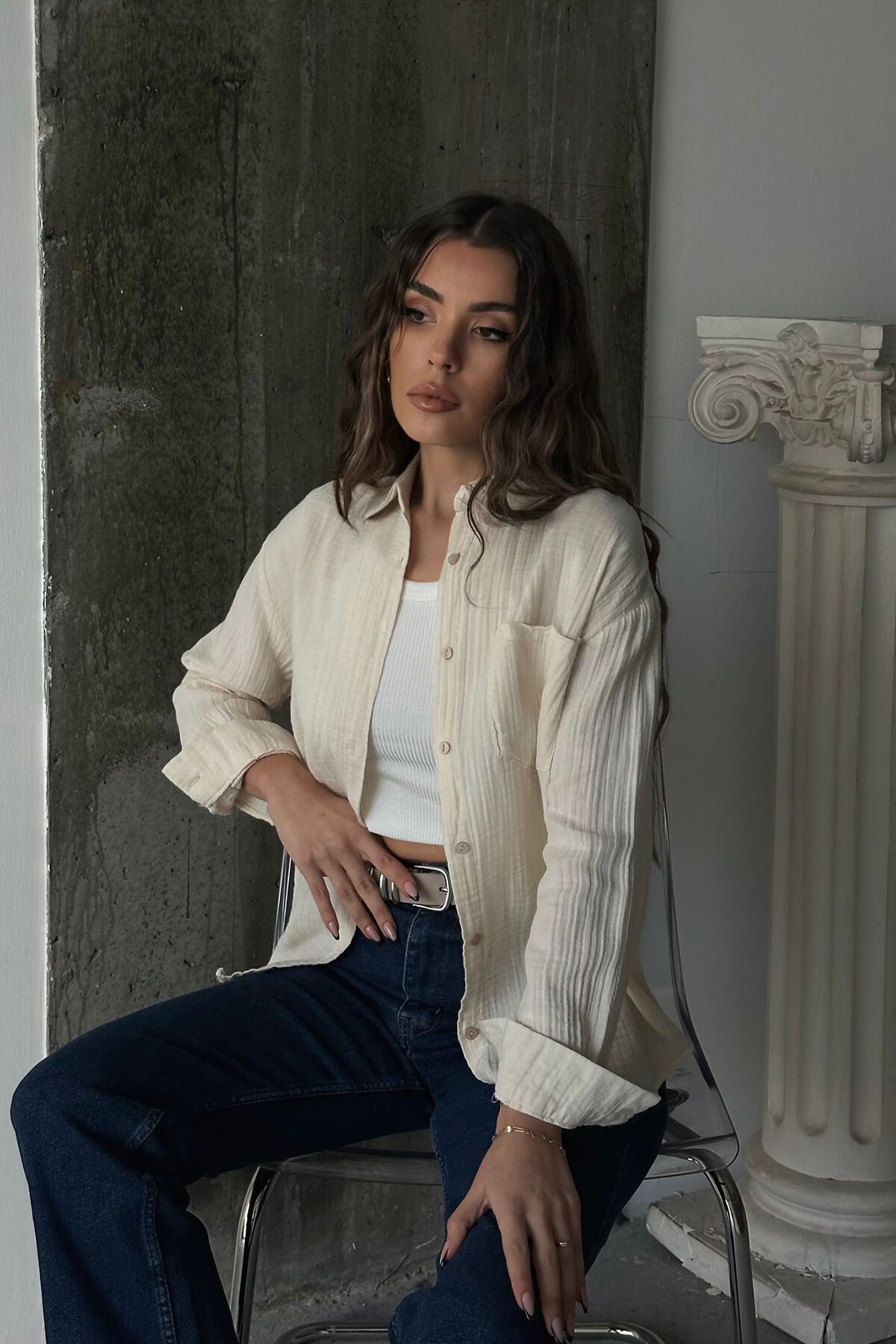 Krem Tek Cepli Oversize Müslin Gömlek