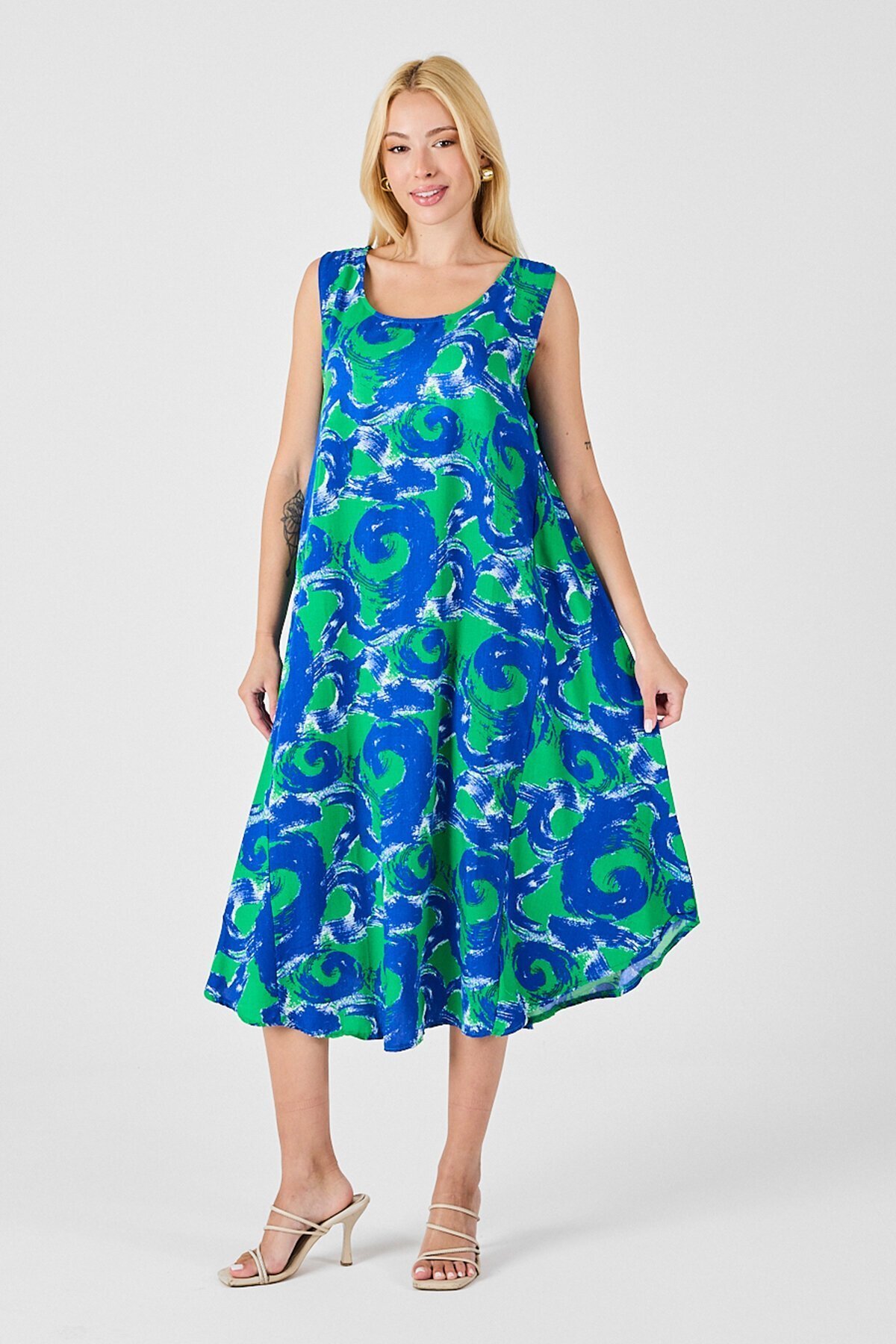 Cam Göbeği U Yaka Kolsuz Asimetrik Kesim Midi Boy Elbise