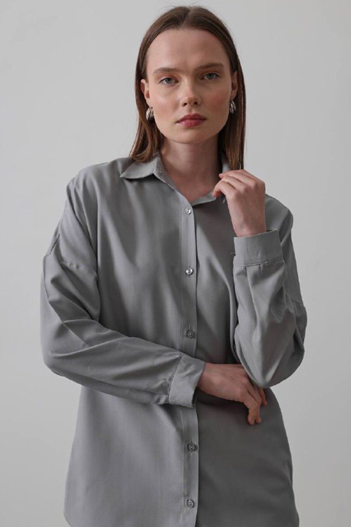 Gri Uzun Kol Gömlek