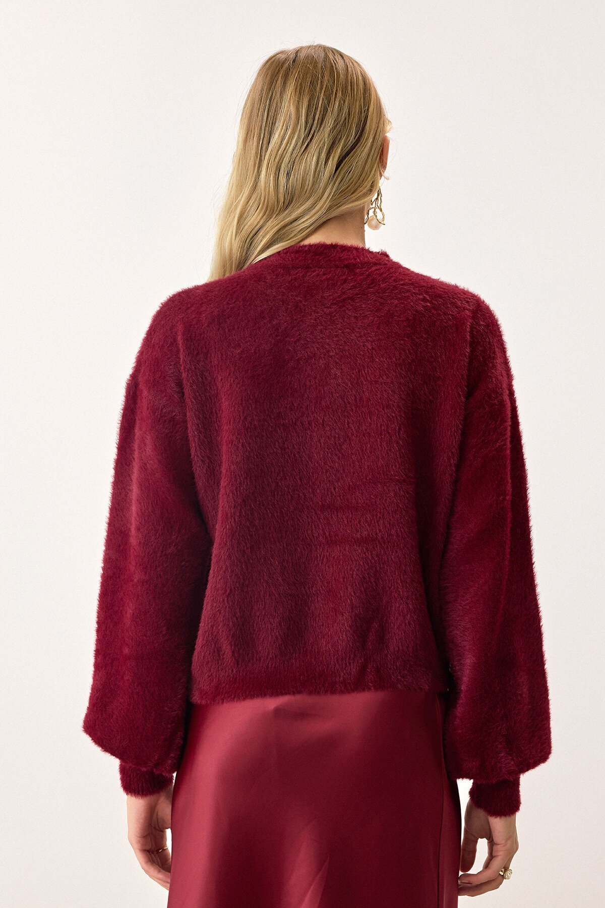 Bordo Uzun Kollu Düğmeli Tüylü Triko Hırka