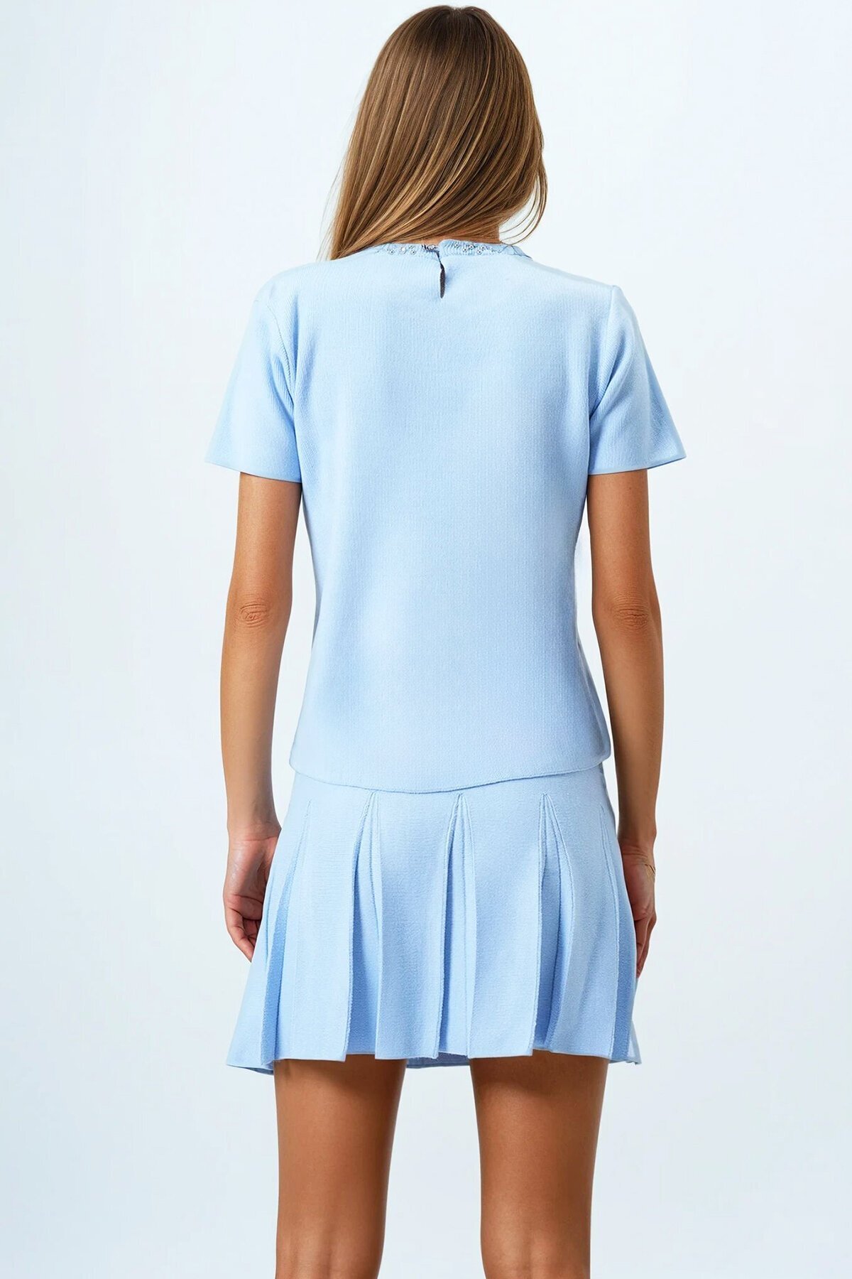 Mavi Yakası Taş İşlemeli Bluz Ve Pileli Etek Triko Takım