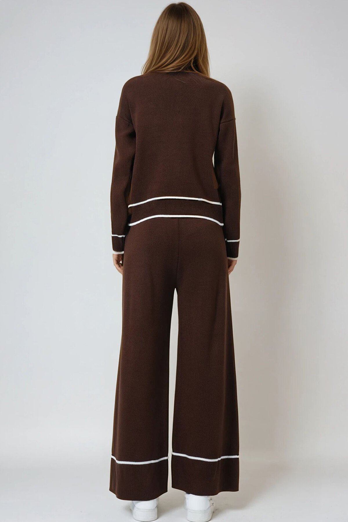Acı Kahve Kontrast Biyeli Polo Yaka Triko Hırka Ve Pantolon Takım