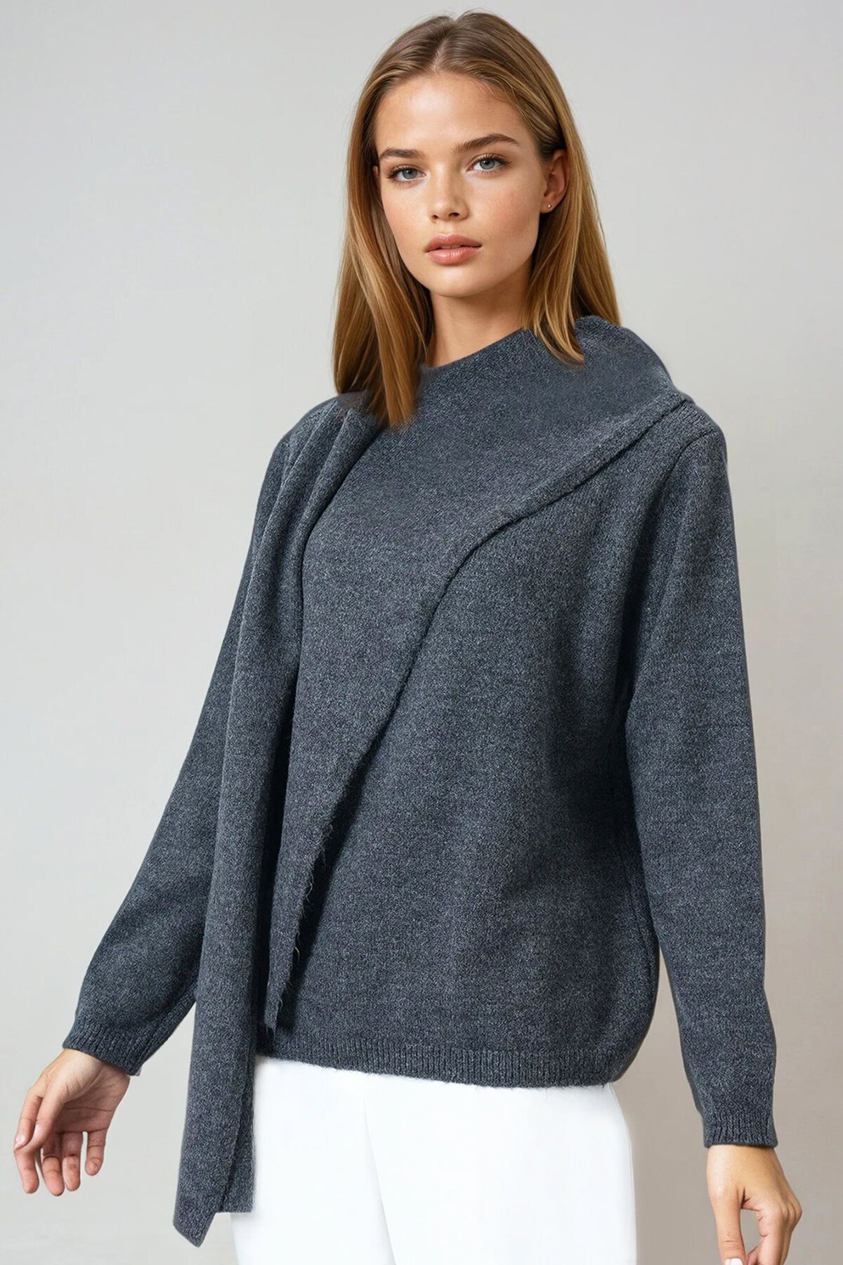 Antrasit Şal Detaylı Bisiklet Yaka Triko Kazak