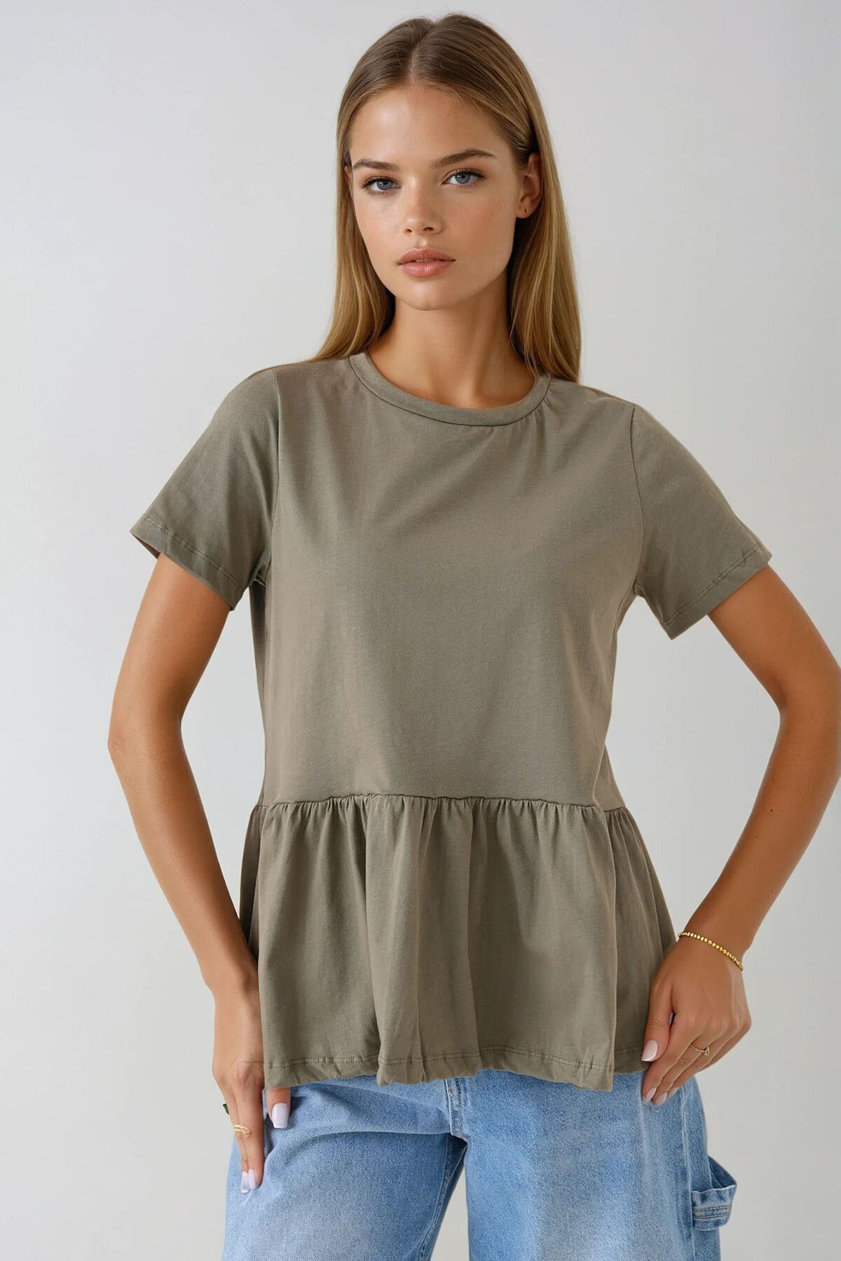 Haki Bel Altı Volanlı Bisiklet Yaka Bluz