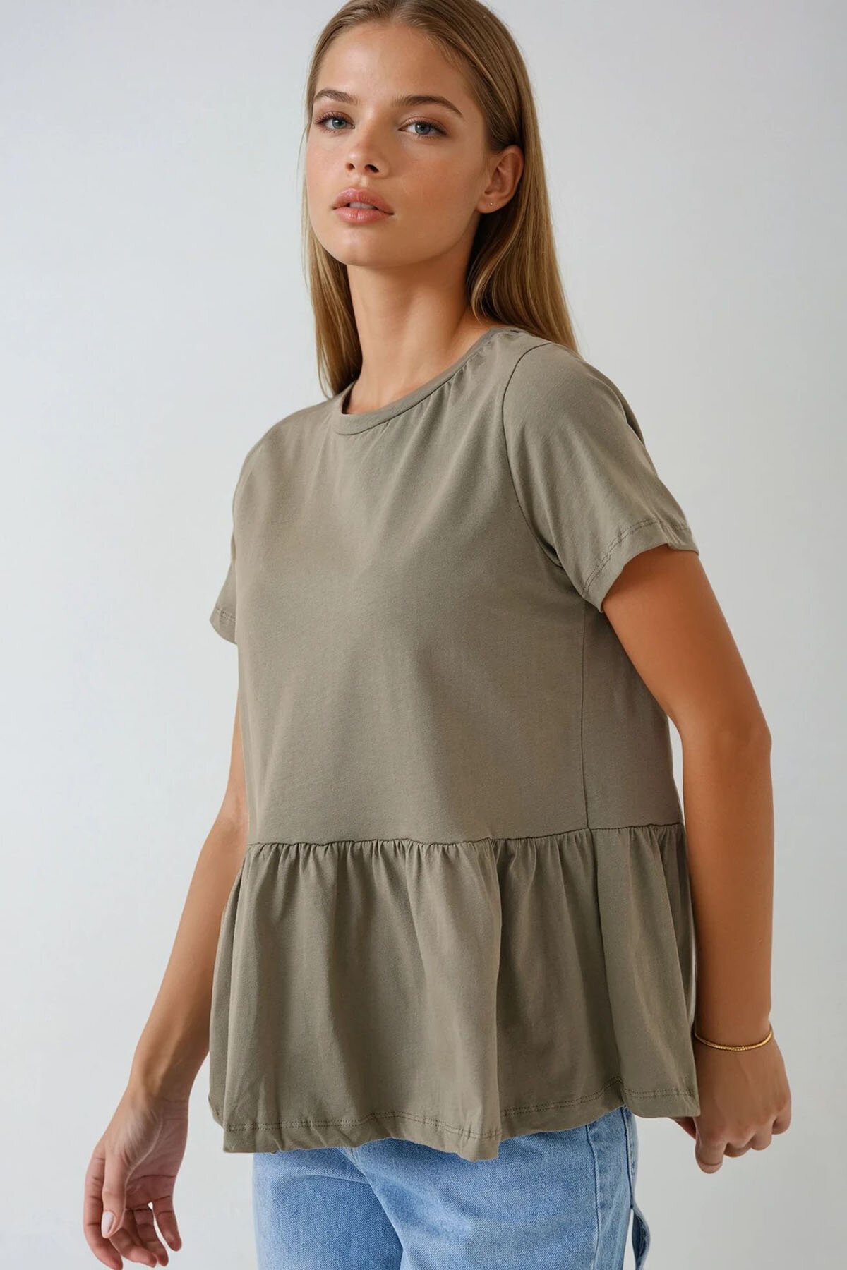 Haki Bel Altı Volanlı Bisiklet Yaka Bluz