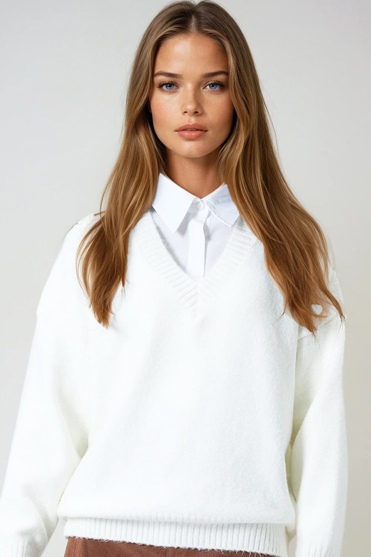 Düşük Omuz V Yaka Triko Kazak