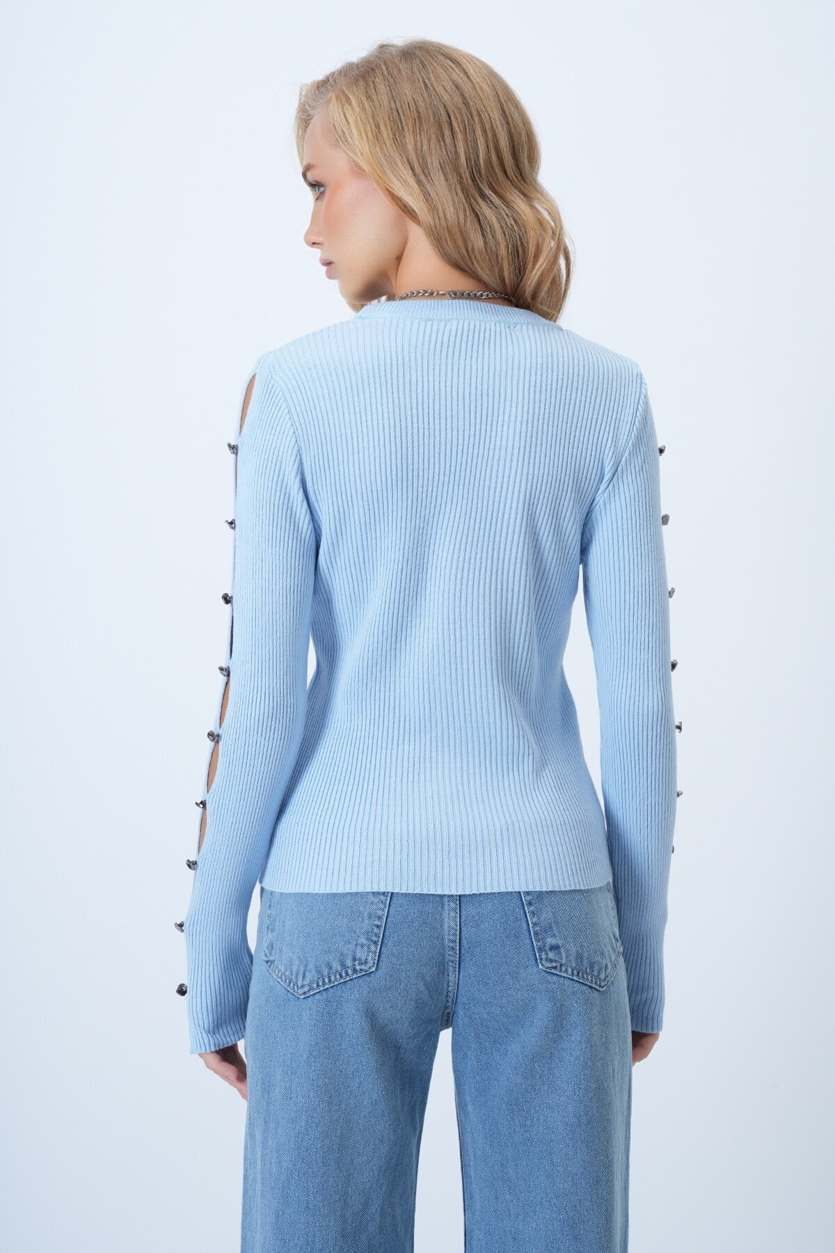 Bisiklet Yaka Cut Out Kol Tasarımlı Triko Bluz