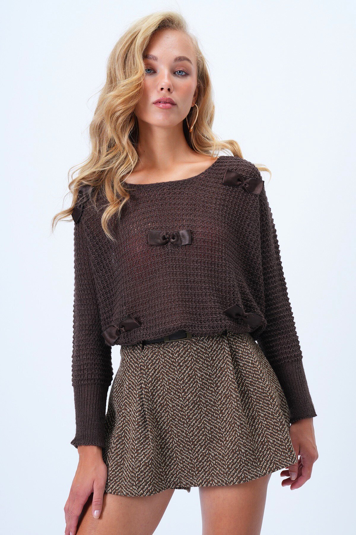 Bisiklet Yaka Fiyonk Detaylı Triko Bluz