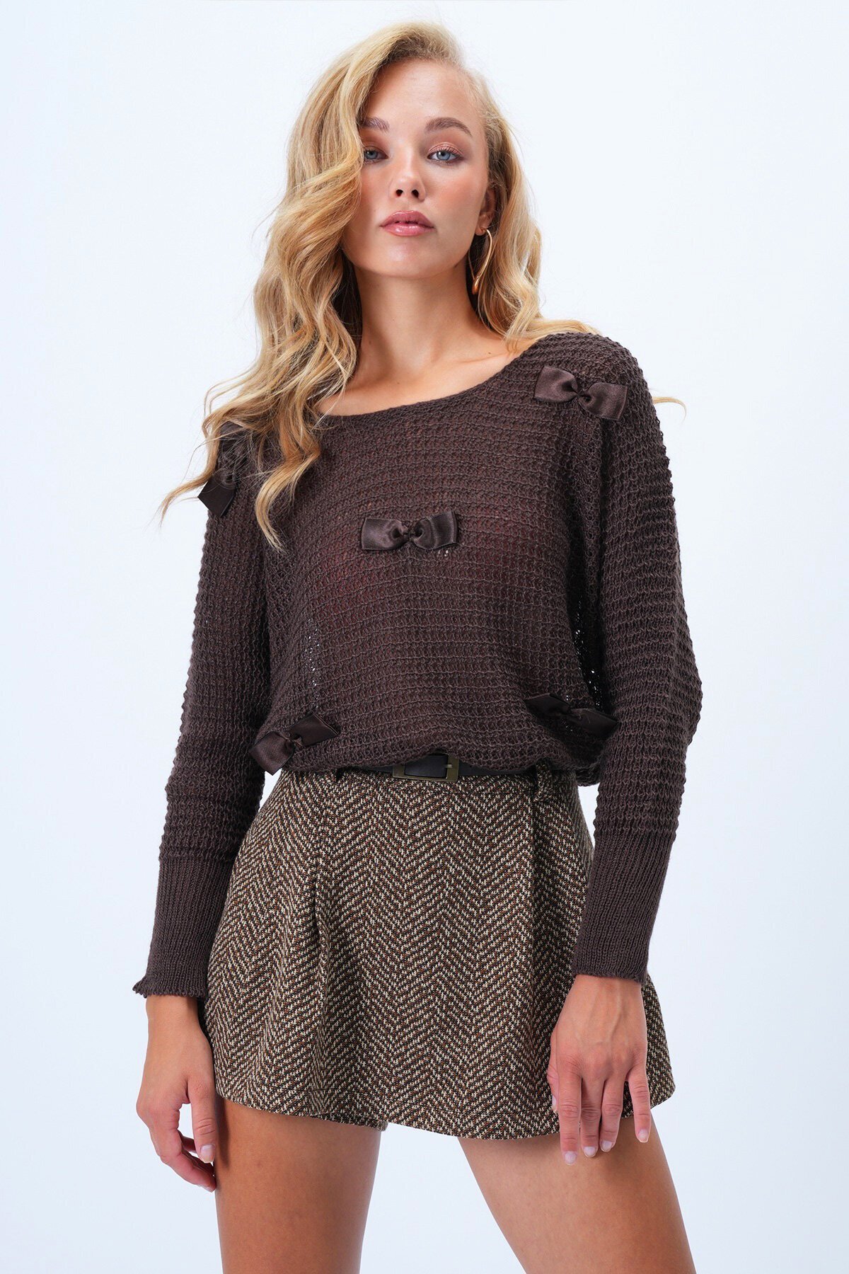 Bisiklet Yaka Fiyonk Detaylı Triko Bluz