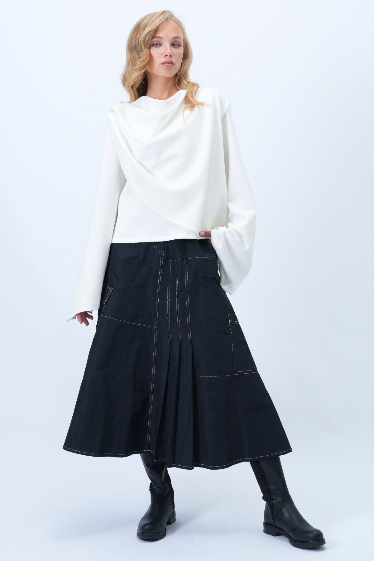 Bisiklet Yaka Kendinden Şal Detaylı Geniş Kesim Tasarım Bluz