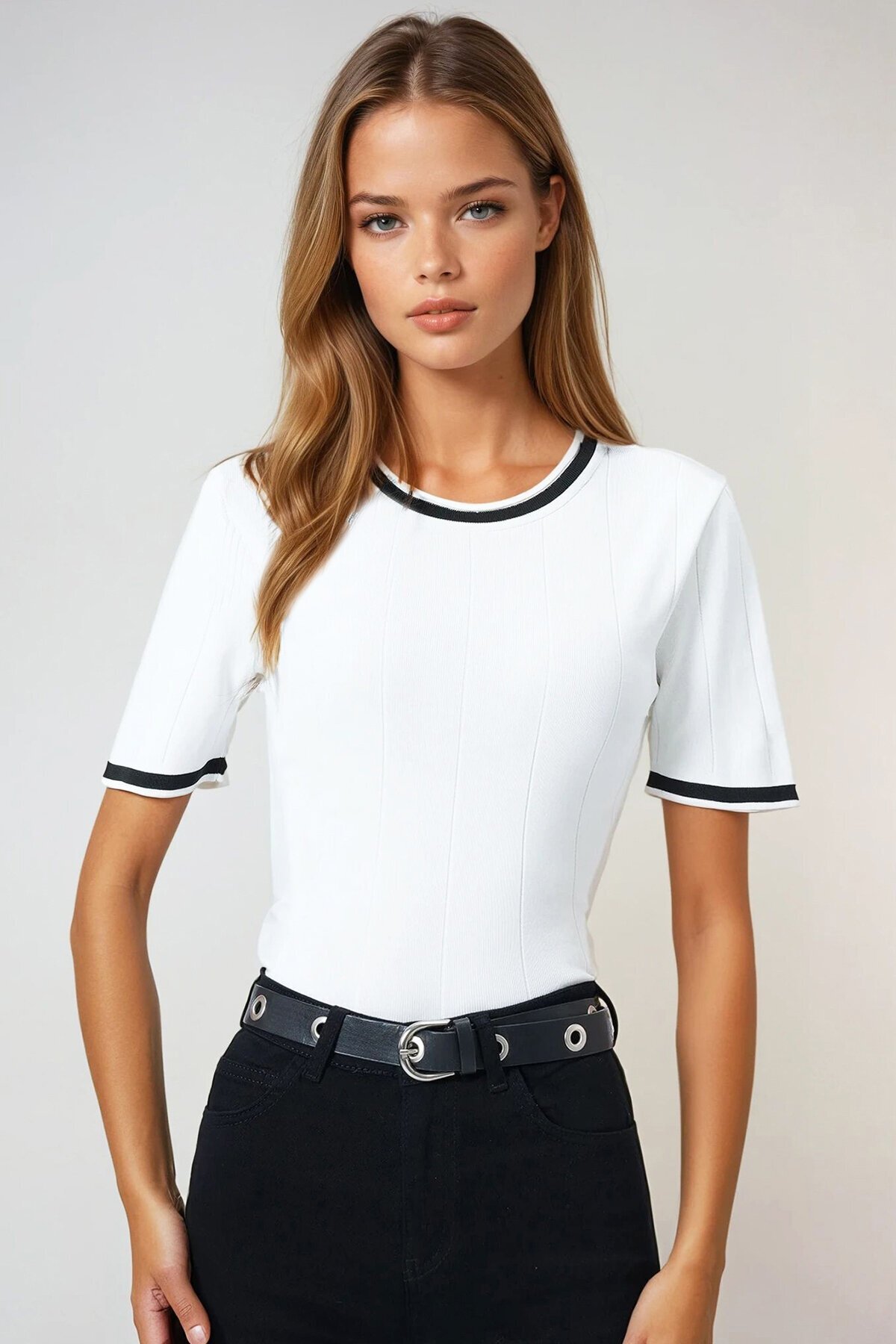 Bisiklet Yaka Kısa Kollu Triko Bluz