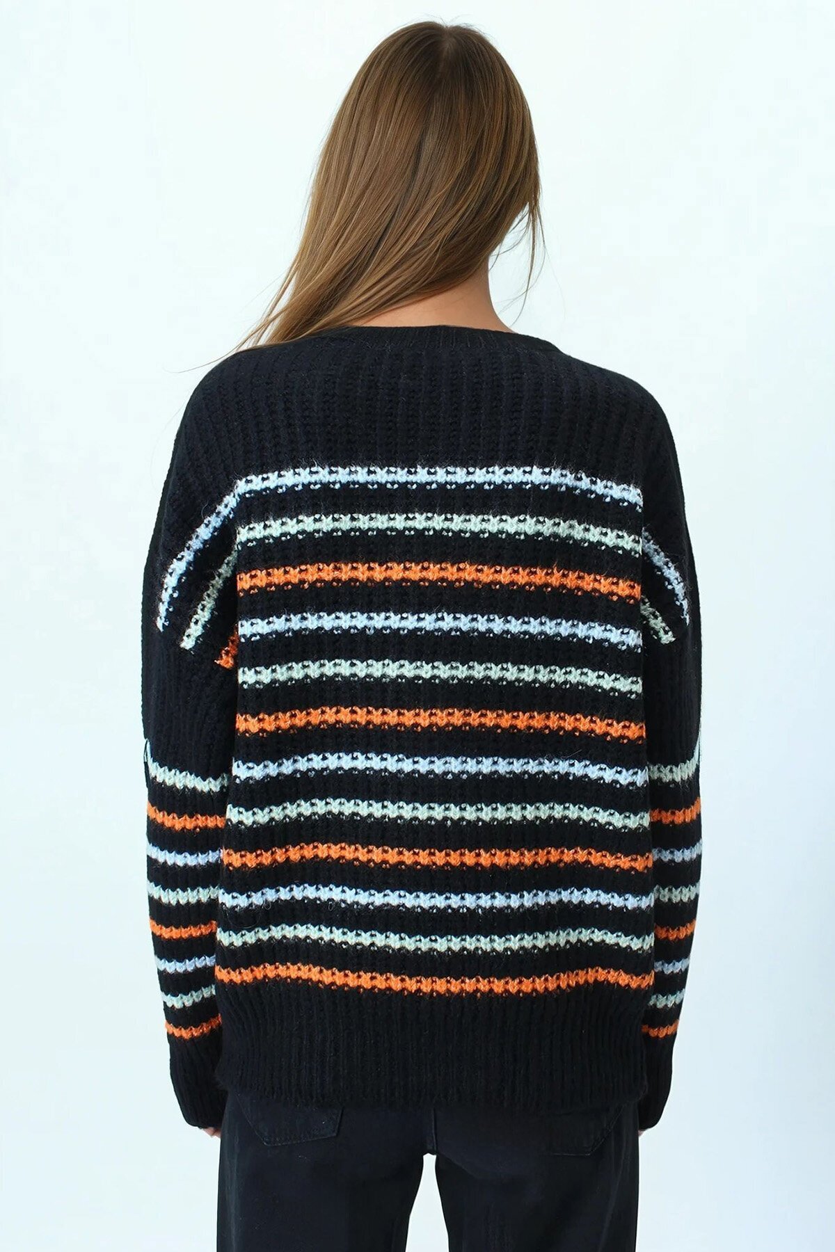 Bisiklet Yaka Örgü Detaylı Çizgili Triko Kazak