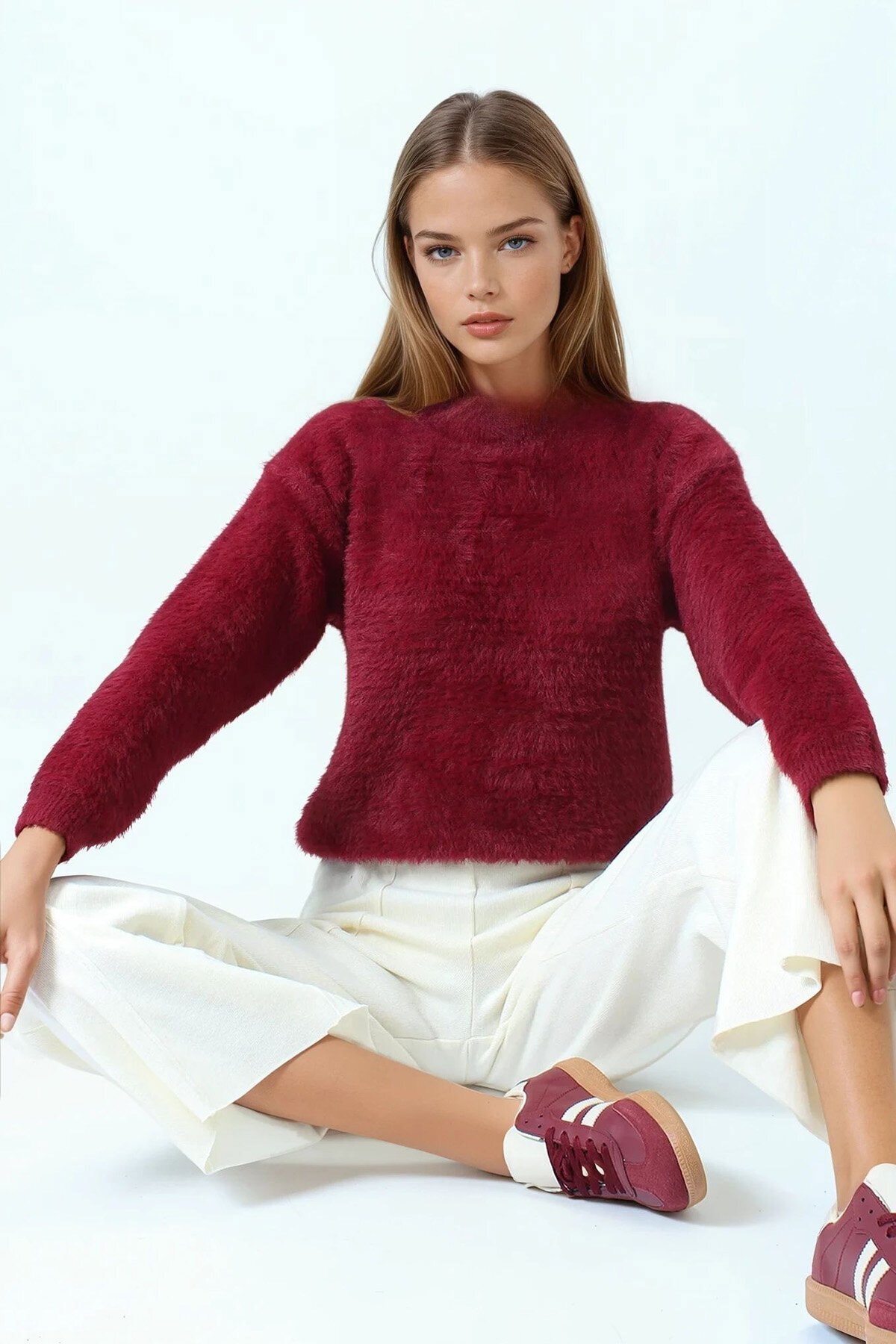 Bisiklet Yaka Püsküllü Triko Kazak