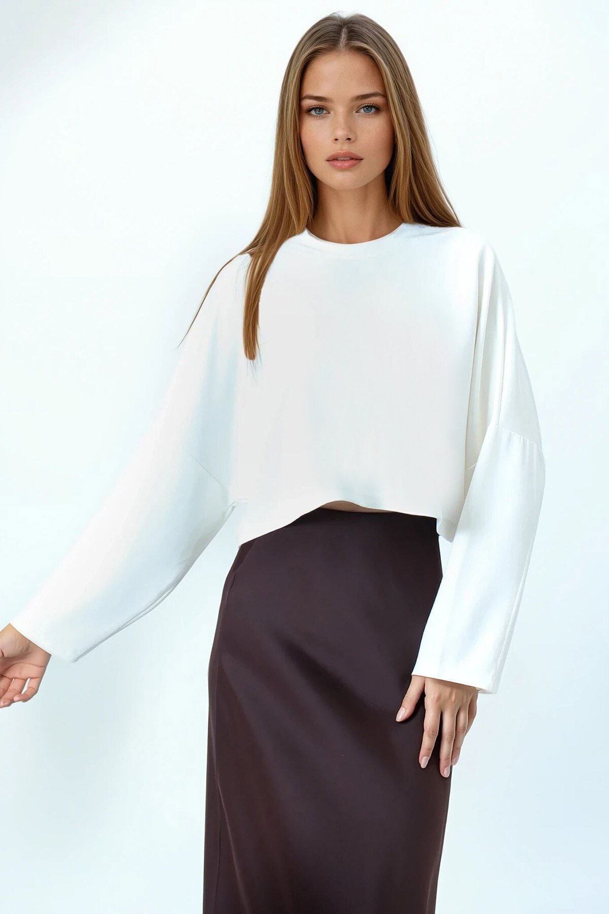 Bisiklet Yaka Yarım Kol Crop Basic Bluz