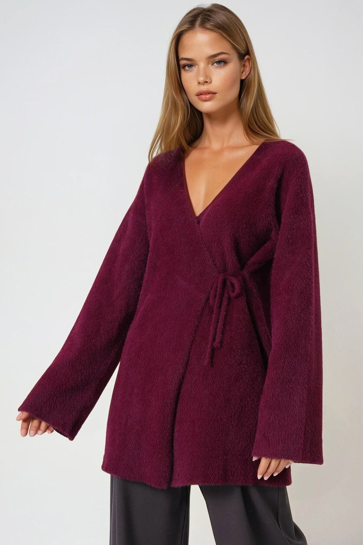 Bordo Kruvaze Yaka Püsküllü Hırka