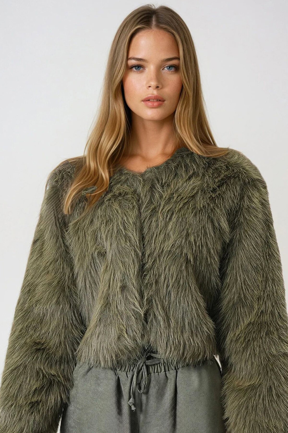 Çağla Yeşili Agraflı Astarlı Püsküllü Crop Kürk Ceket