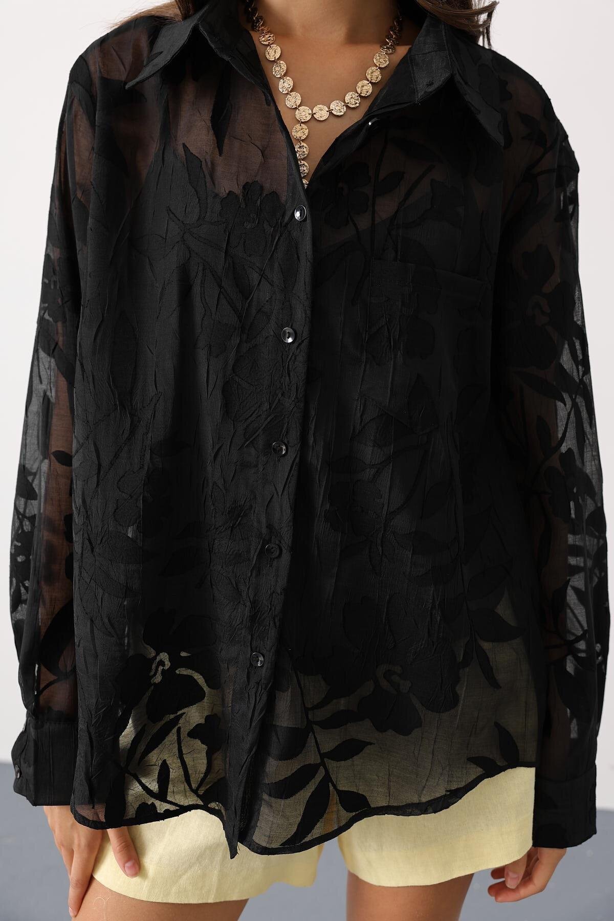 Çiçek Desenli Transparan Dokulu Oversize Uzun Kollu Gömlek Ve Atlet Takım