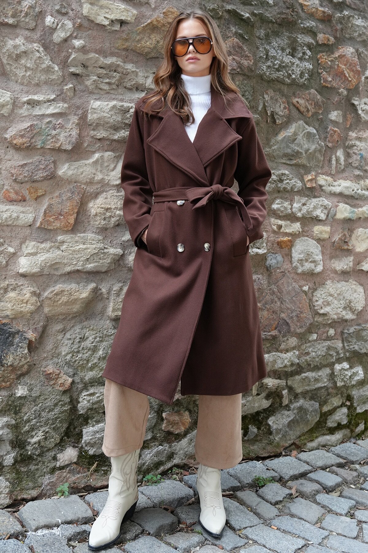 Çift Cepli İçi Astarlı Kruvaze Yaka Uzun Kaşe Palto