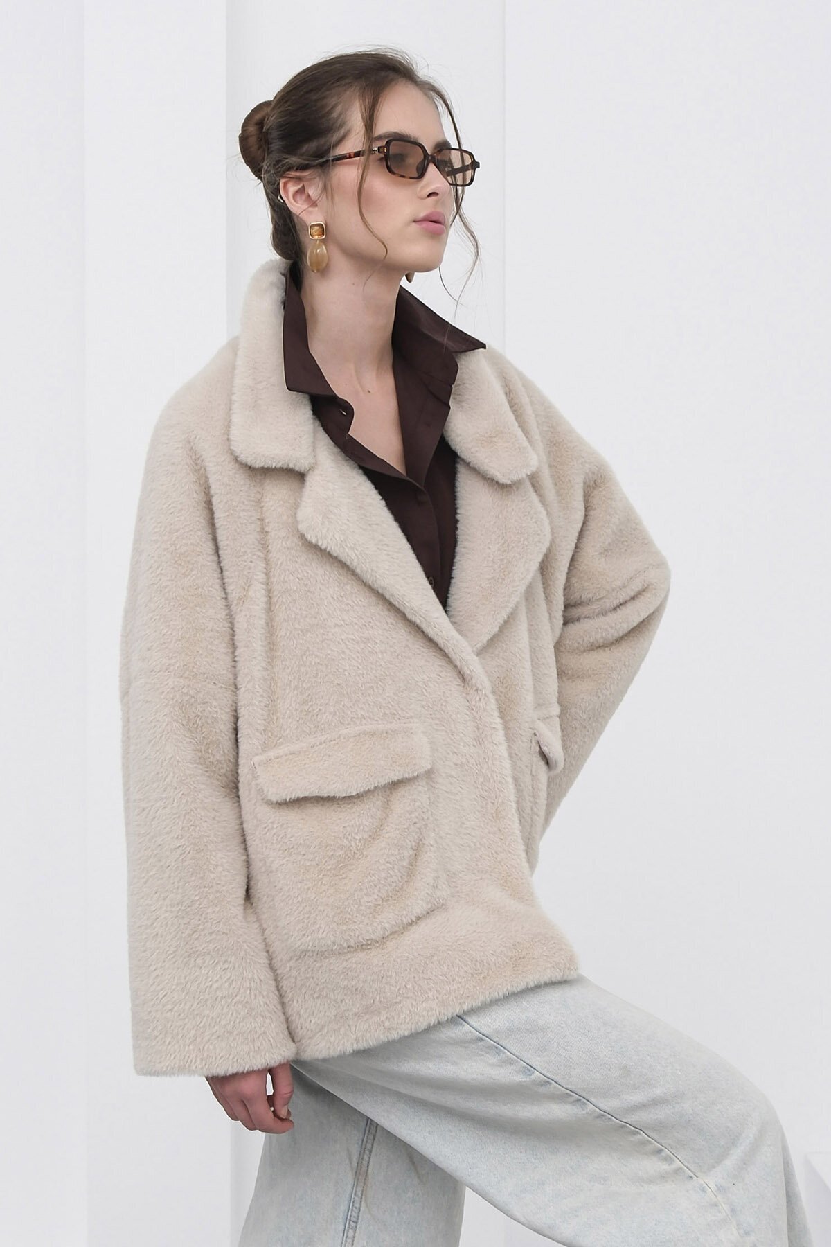 Çift Cepli Kruvaze Yaka Yumoş Ceket