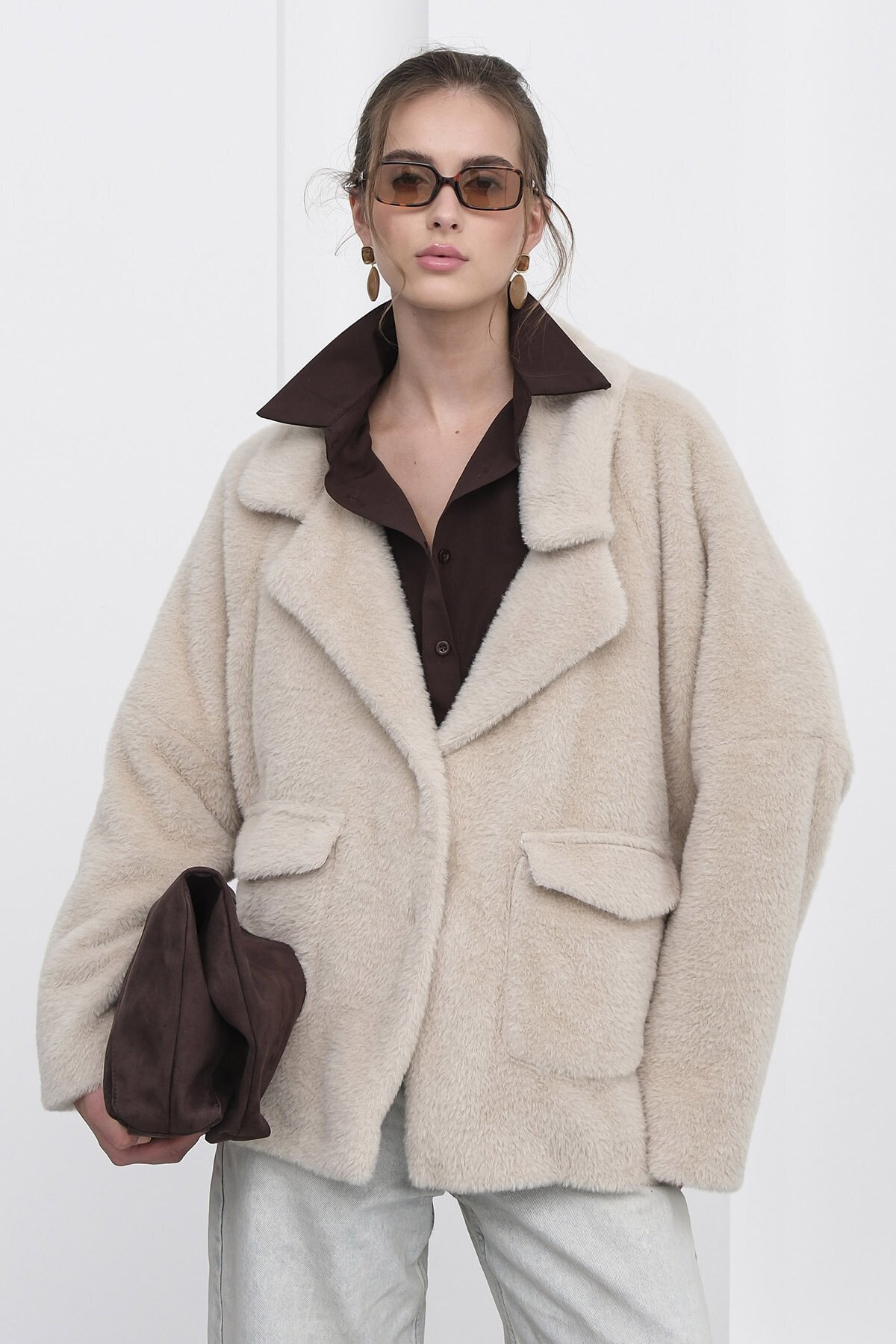 Çift Cepli Kruvaze Yaka Yumoş Ceket