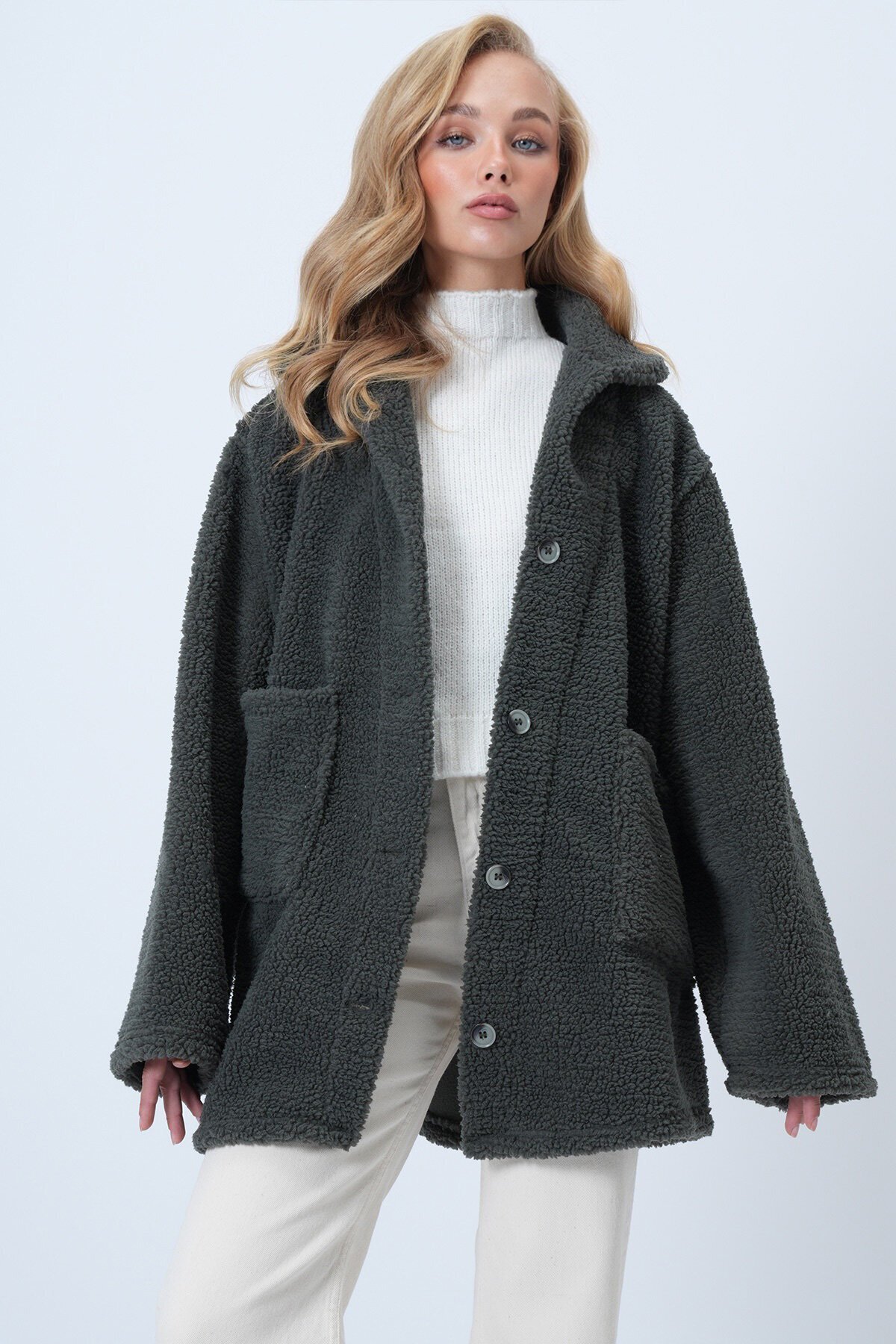 Çift Cepli Peluş Ceket
