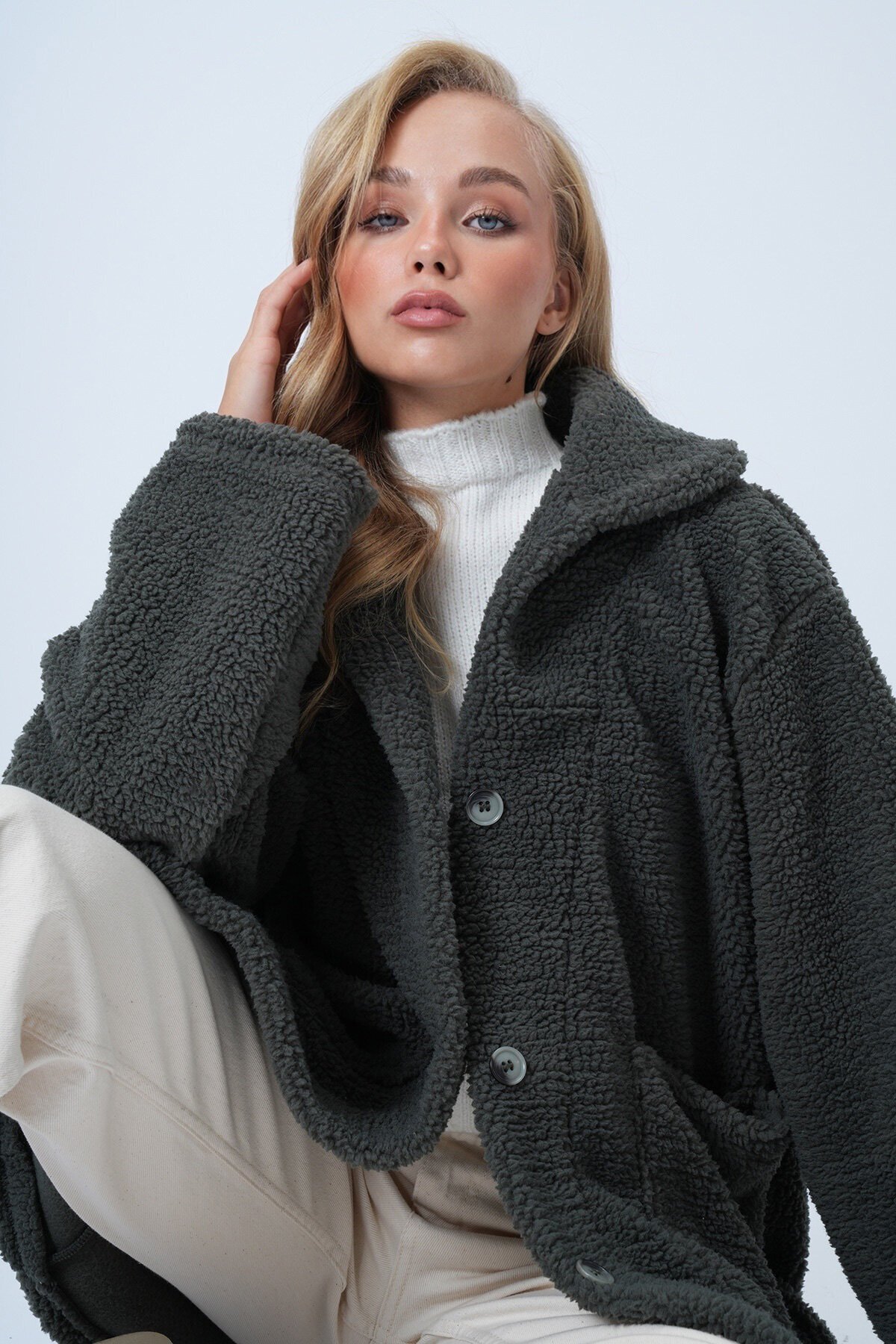 Çift Cepli Peluş Ceket