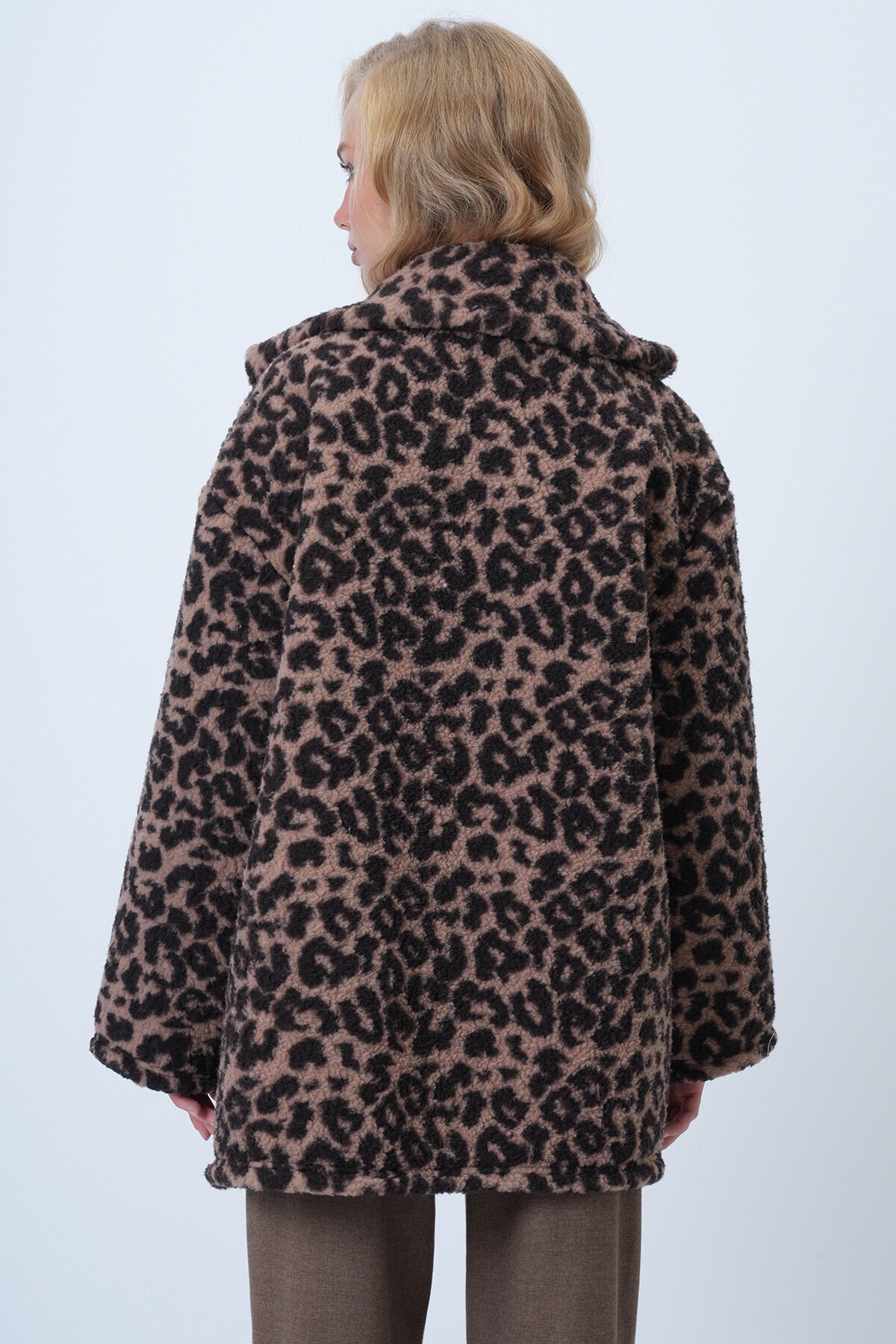 Çift Cepli Peluş Ceket