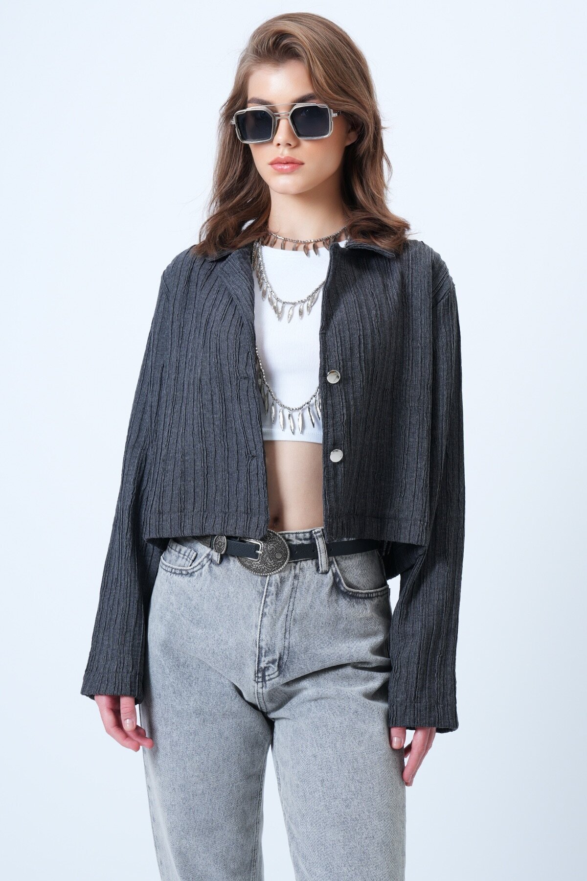 Çift Düğmeli Derin V Yaka Dokulu Crop Ceket