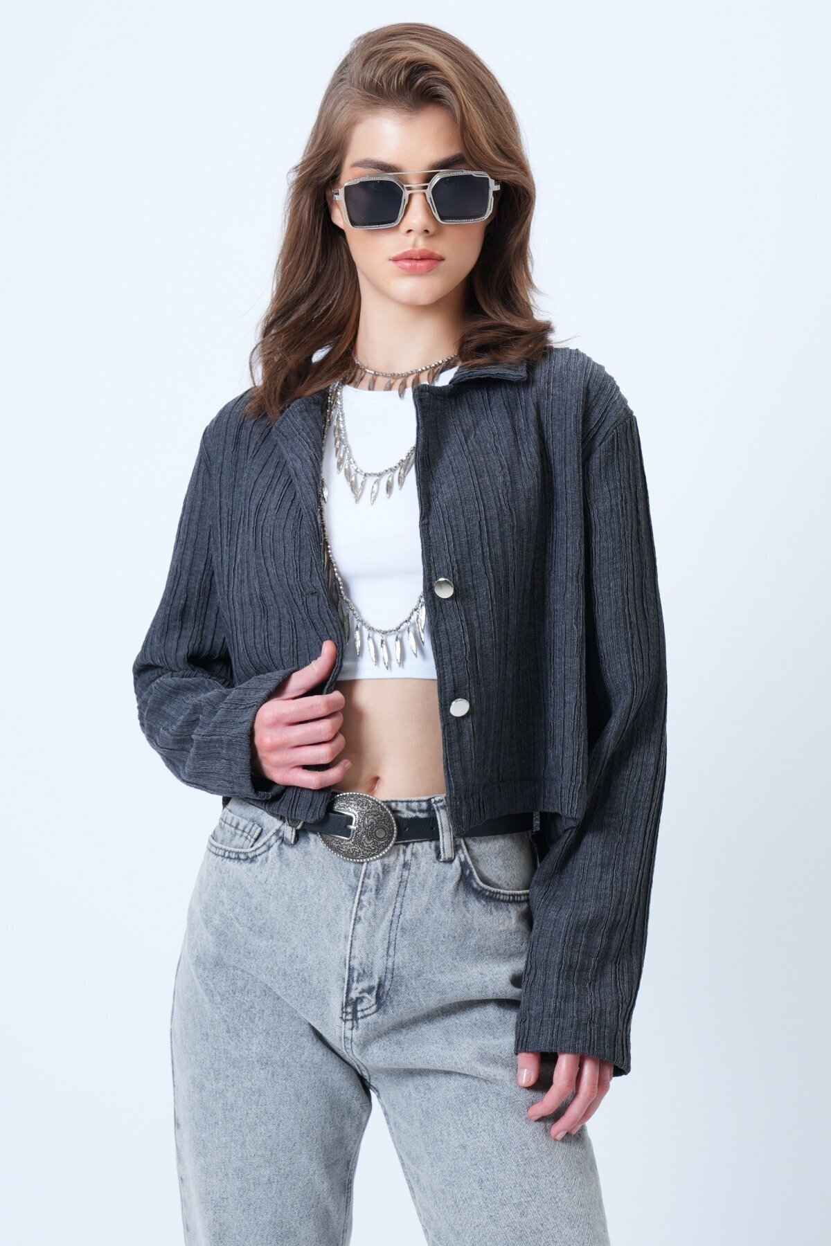 Çift Düğmeli Derin V Yaka Dokulu Crop Ceket