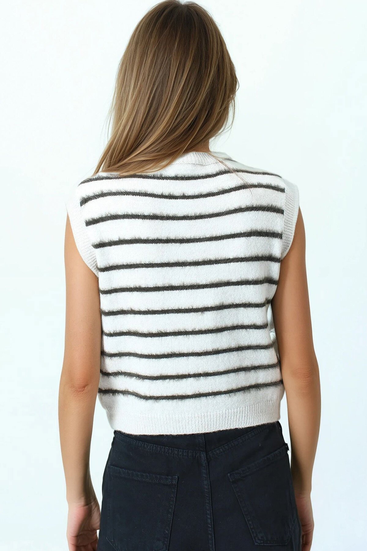 Çizgili Bisiklet Yaka Kolsuz Püsküllü Triko Bluz